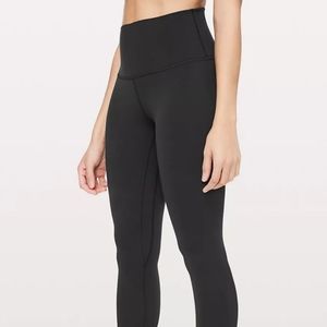 Lululemon Aligns Black 25" Size 8